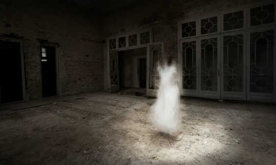 Why So Many Of Us Believe In Ghosts