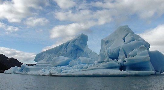 iceberg patagonia