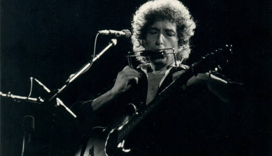 5 Extraordinary Poems That Inspired Bob Dylan