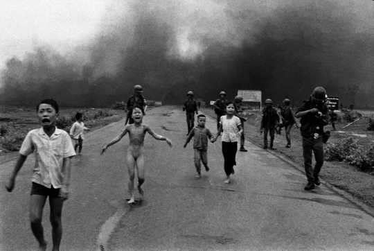 The horrifying image of nine-year-old Phan Th? Kim Phúc changed many people’s views on the Vietnam War. Nick Ut, CC BY