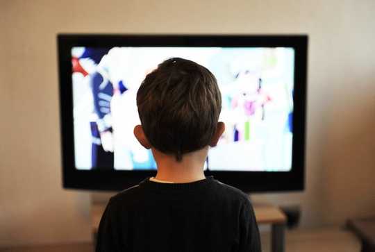 5 Tips For Dealing With Children’s Screen Time During Social Distancing