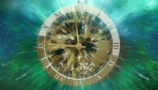 clock in the cosmox